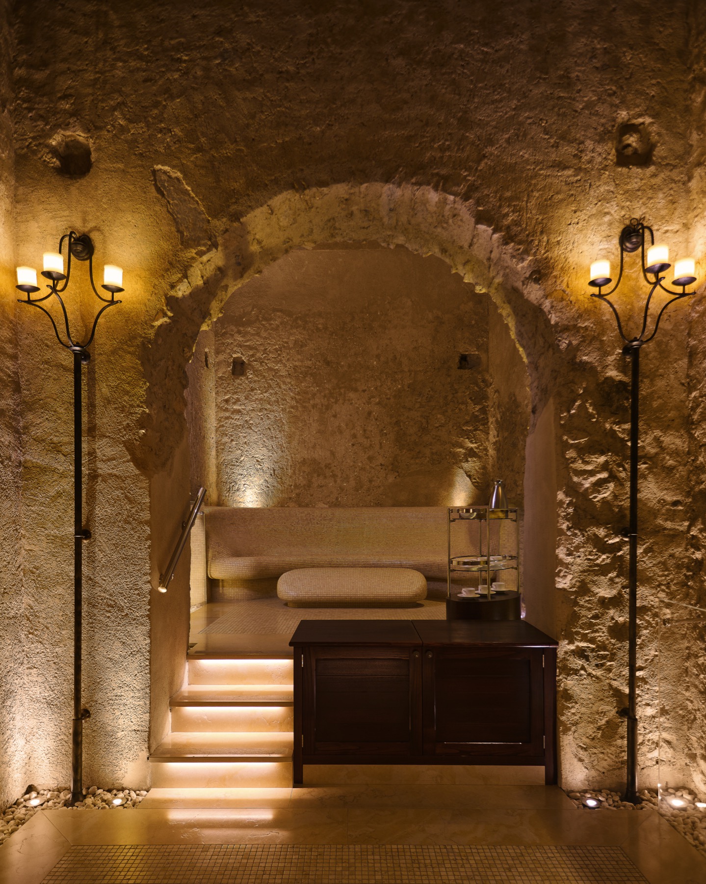 Thermal relaxation pool in the spa